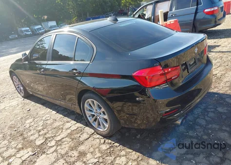 2016 BMW 320I z USA, uszkodzony, nr VIN WBA8E1G59GNU11418